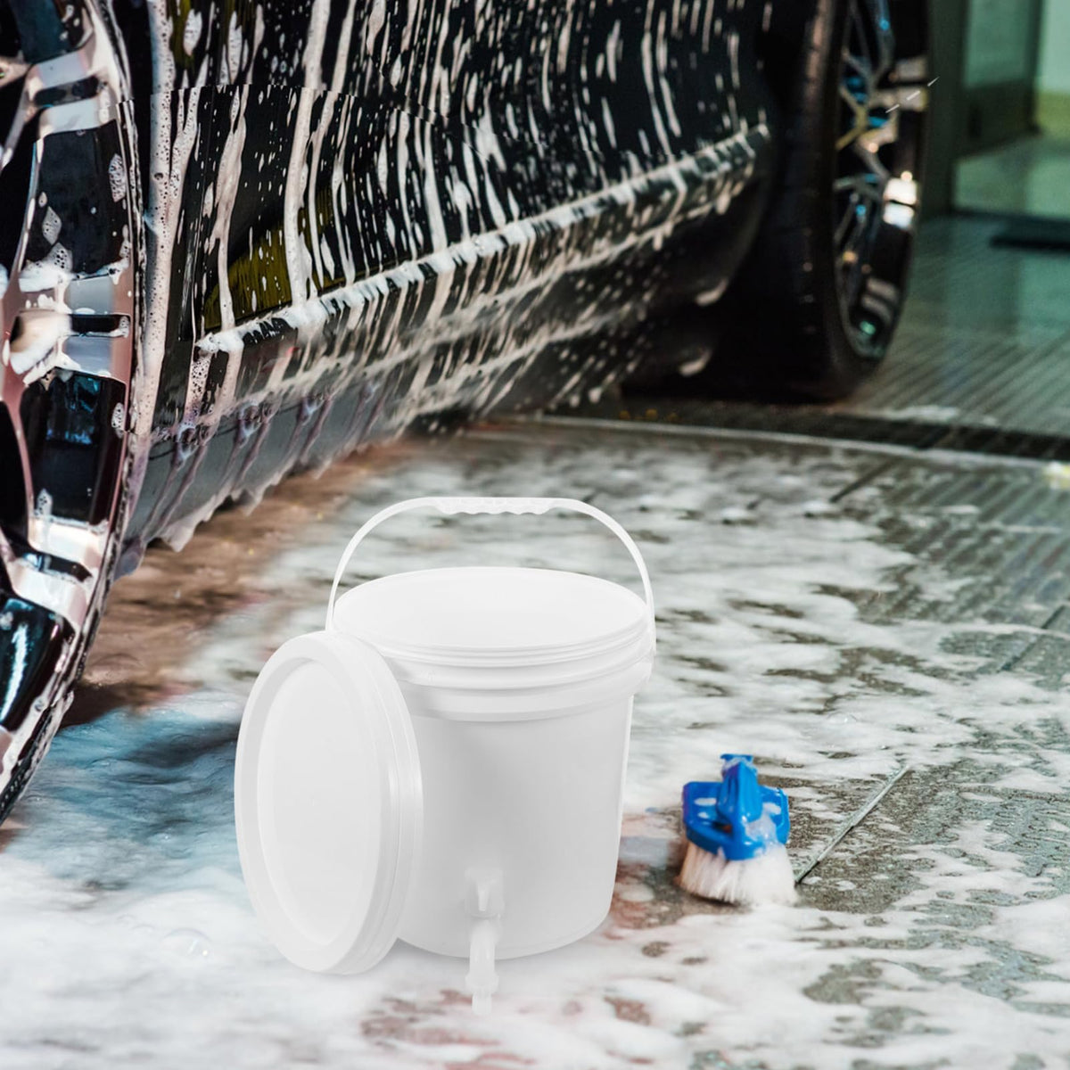 Outdoor Water Storage Bucket with Faucet 10l Capacity N58902