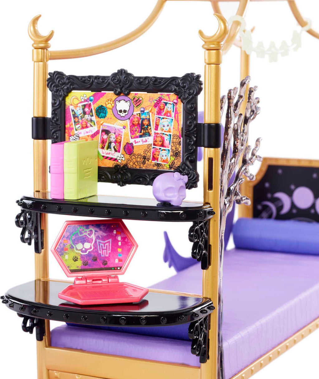Playset with Doll House Furniture & Toy Accessories B47032